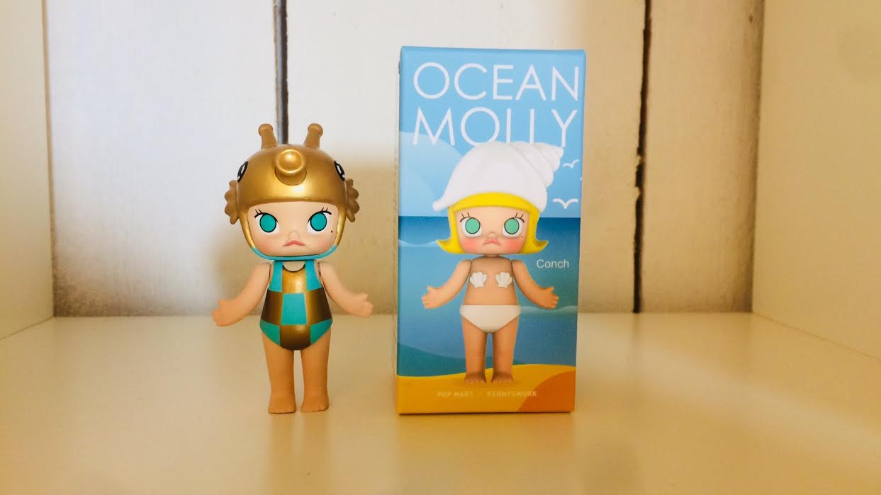 Figurine de l'OCEAN MOLLY series 1 POPMART chez Bee art&design Saint-Malo Intra-Muros